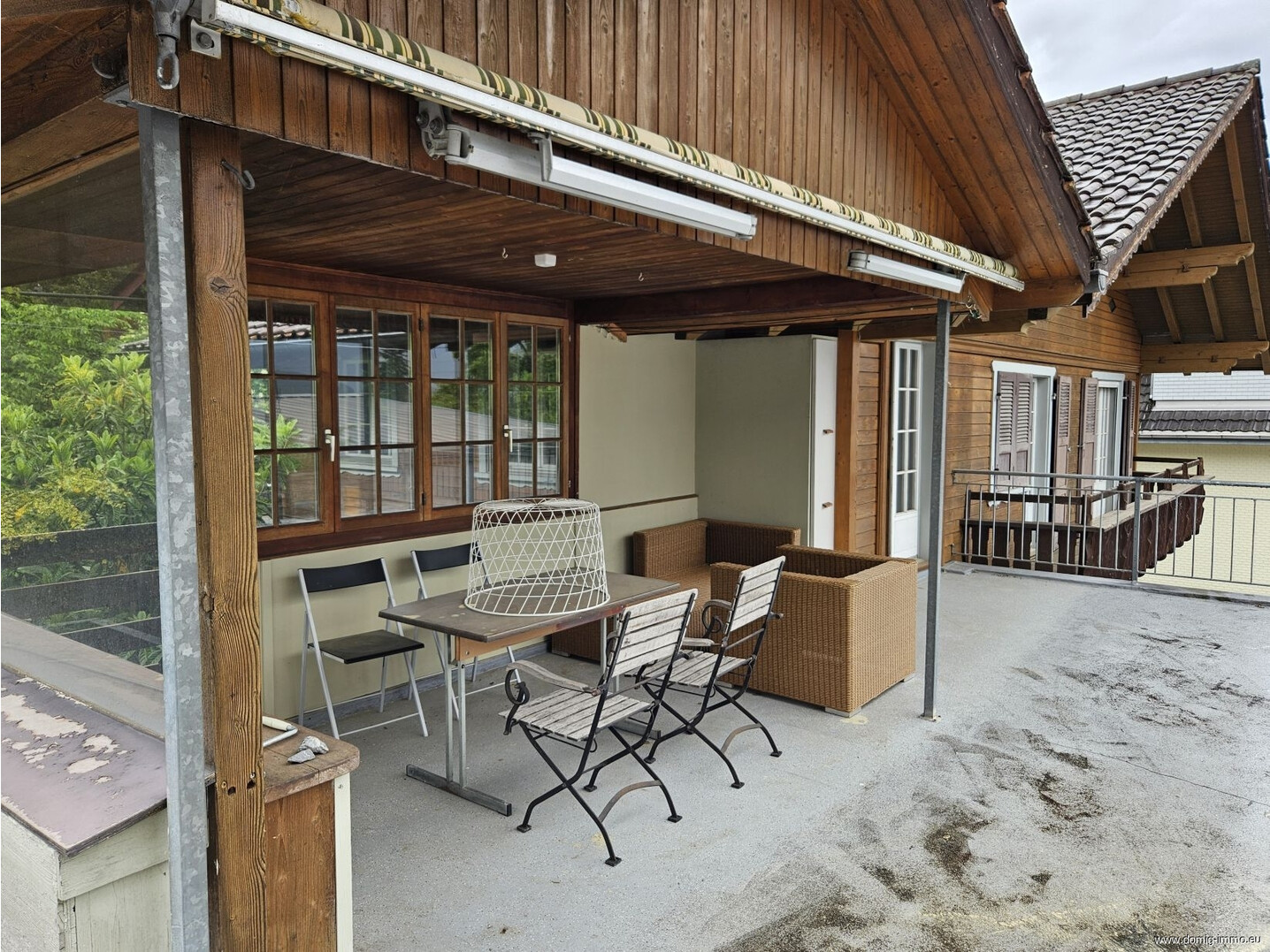 Sitzplatz Wohnhaus