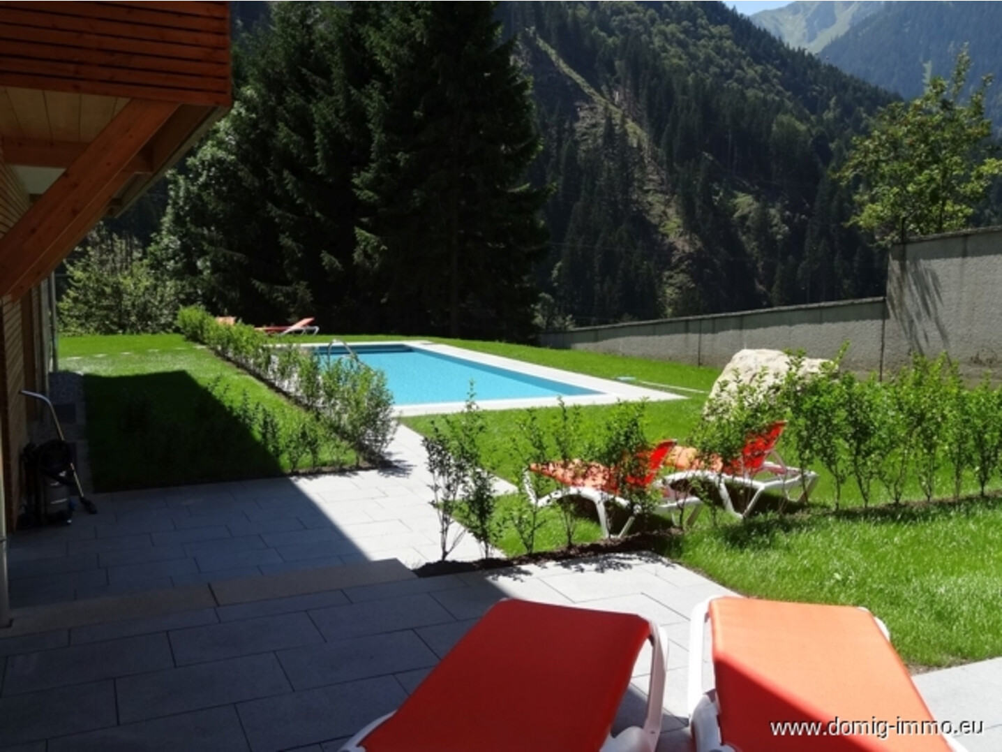 Pool im Best. Haus