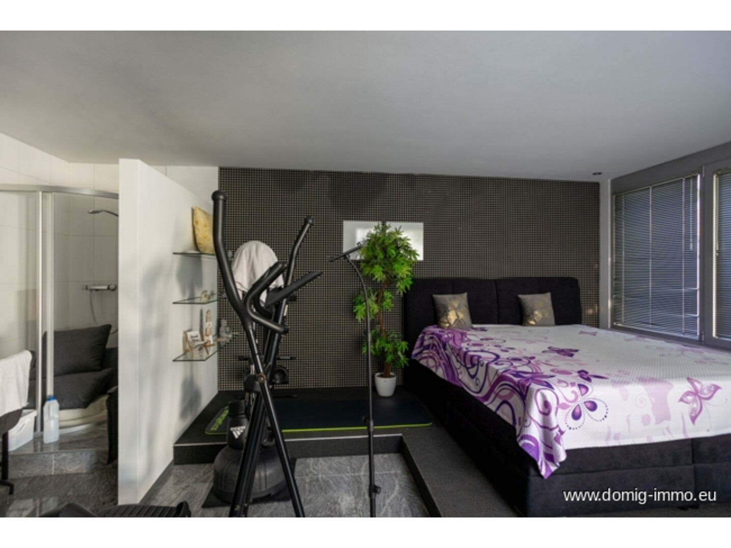 Gästezimmer mit Dusche (Wohnhaus)