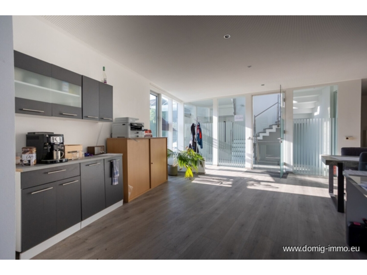 Büro- Gewerbeeinheit