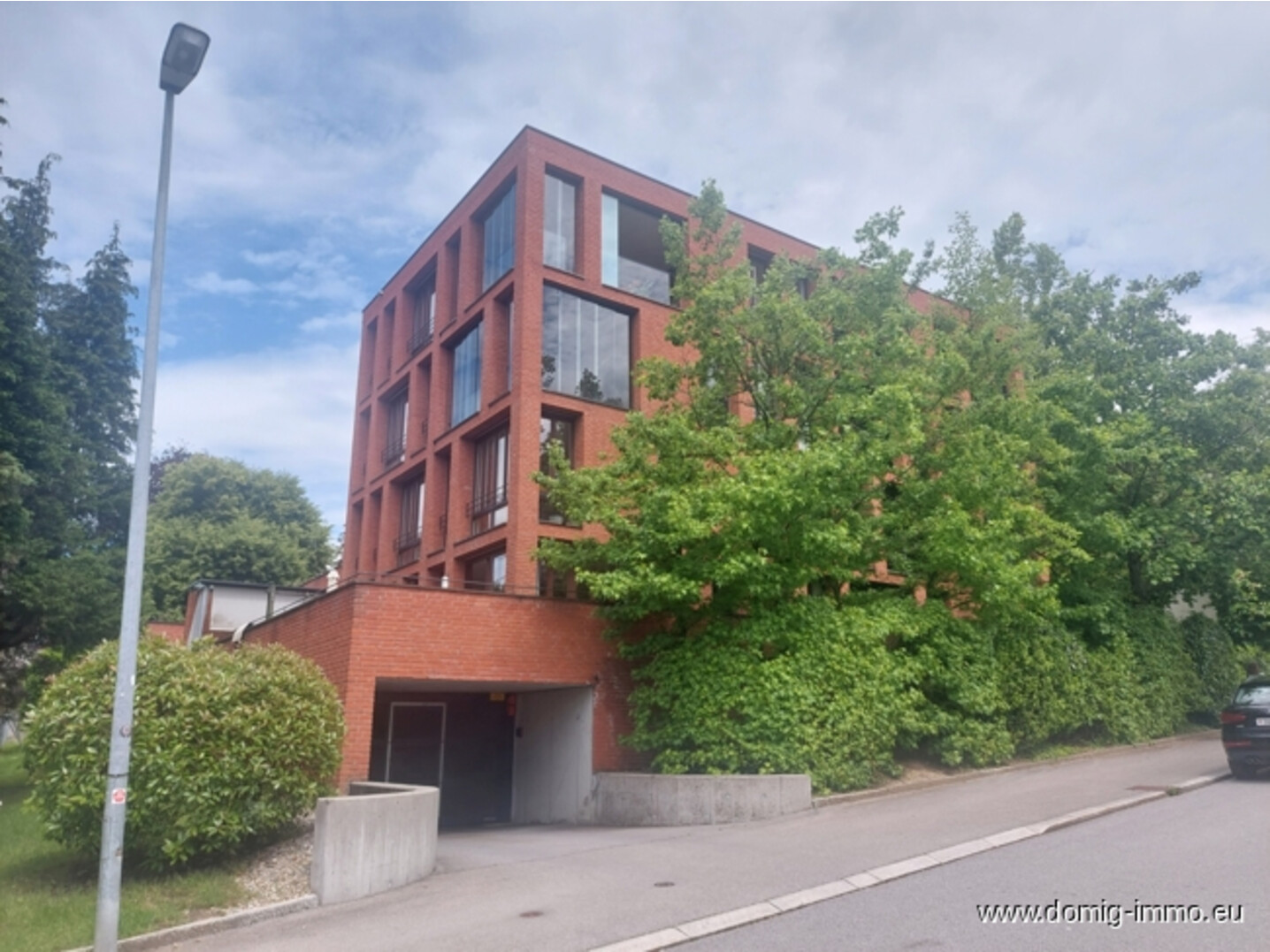 Außenansicht / TG Einfahrt